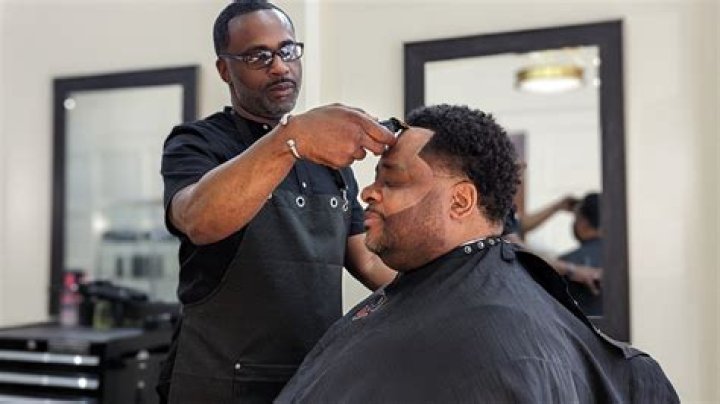Find Nearby Open Barber Shops Today | Explore Local Options